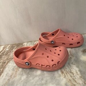 CROCS Baya Clogs Slip on Sandals Kids Size 2 Blossom Pink